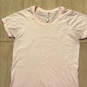Lululemon Athletica Pink Fitted Short Sleeve Tee
